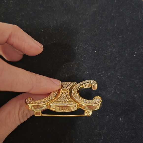 Celine Gorgeous Brooch - Picture 5 of 6